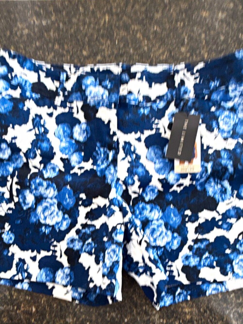 The Limited Women's Tailored Shorts Size 12 Regular Blue/White Floral Casual